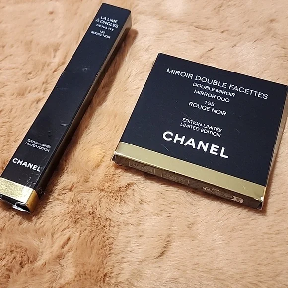 CHANEL Rouge Noir Mirror & Nail file Set - Picture 2 of 10